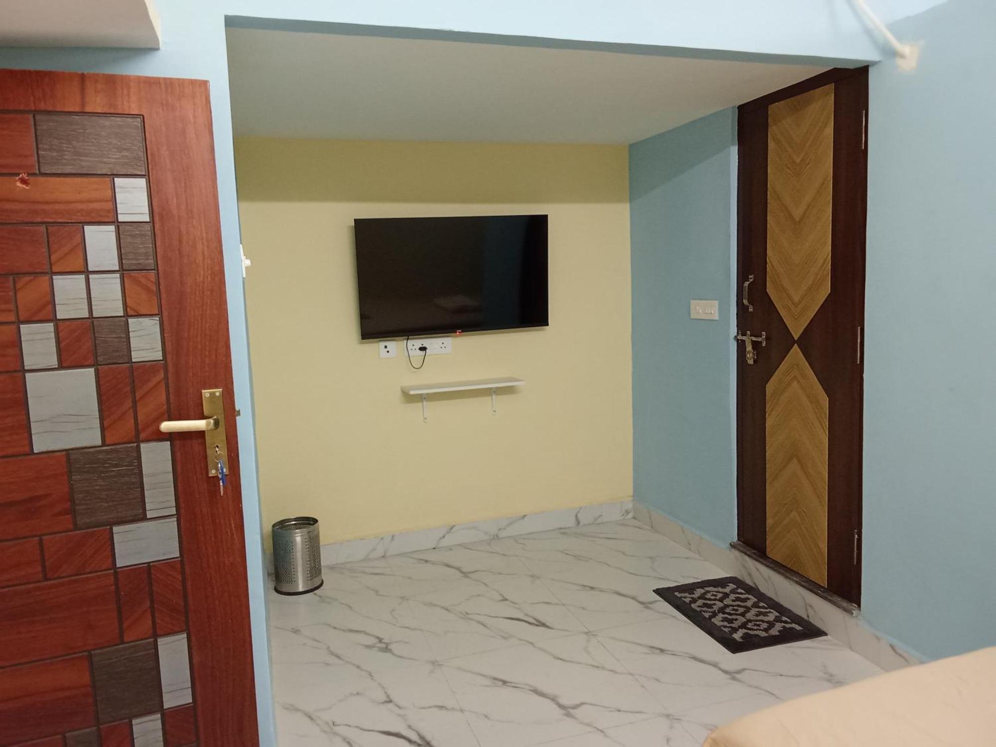 Sa Residency Hotel Tiruvannamalai Exterior photo